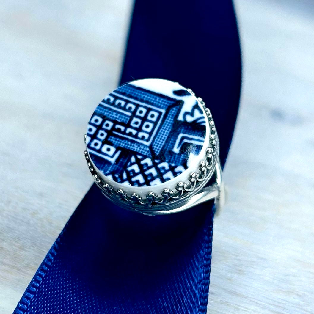 1960/70’s Sterling Silver Churchill ‘Blue Willow’ Ring M