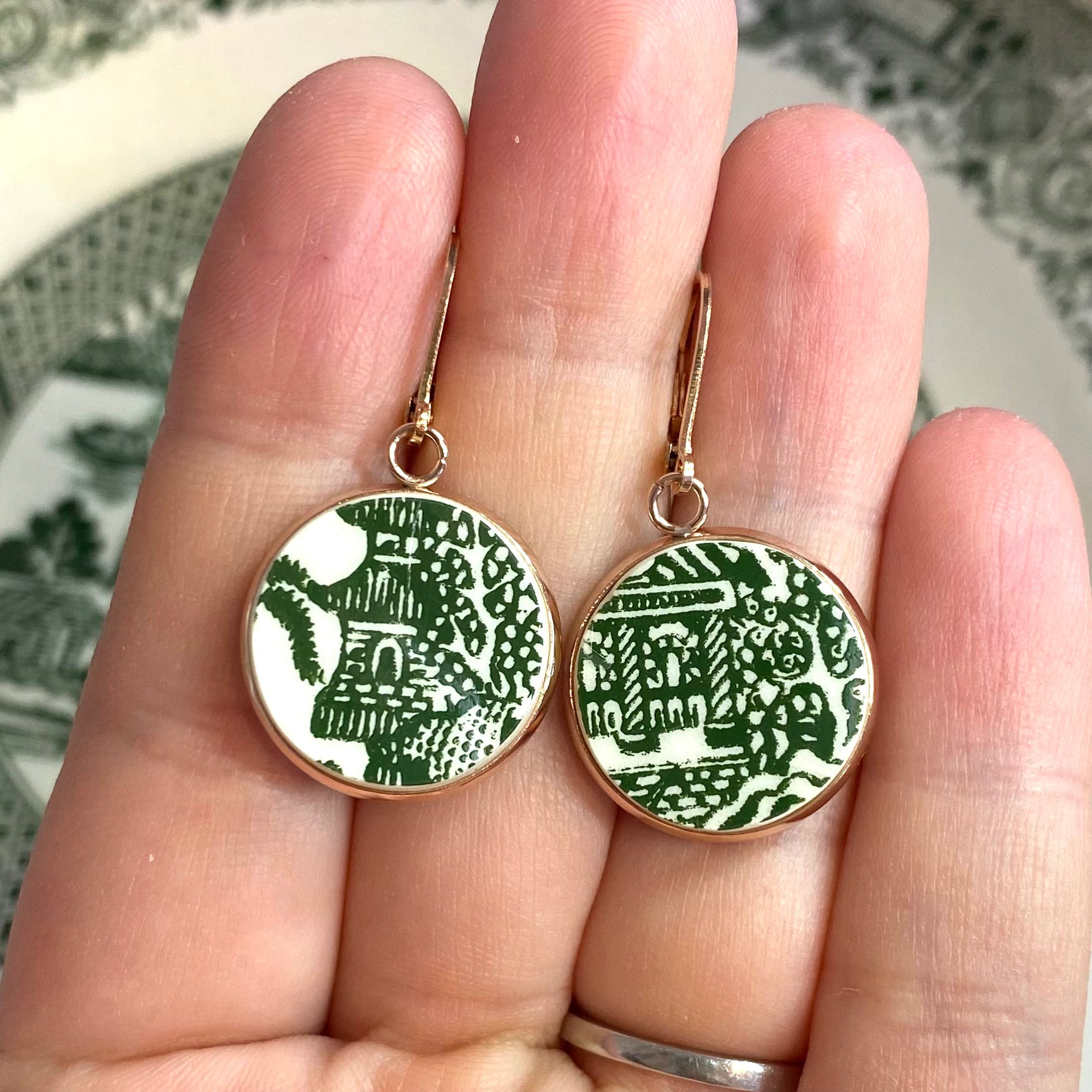 Green Willow Ware by Royal China Huggies Leverback Dangly Earrings RM