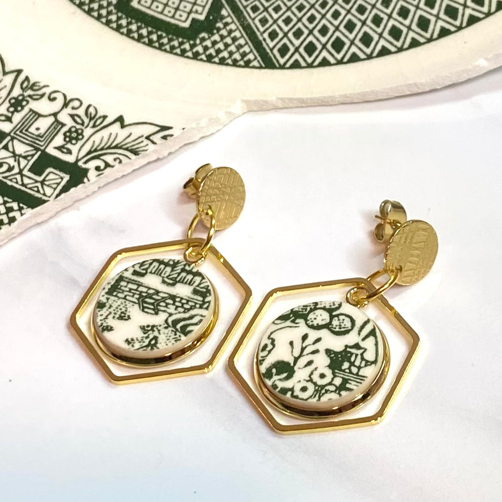 Green Willow Ware by Royal China Stud Dangly Earrings Y