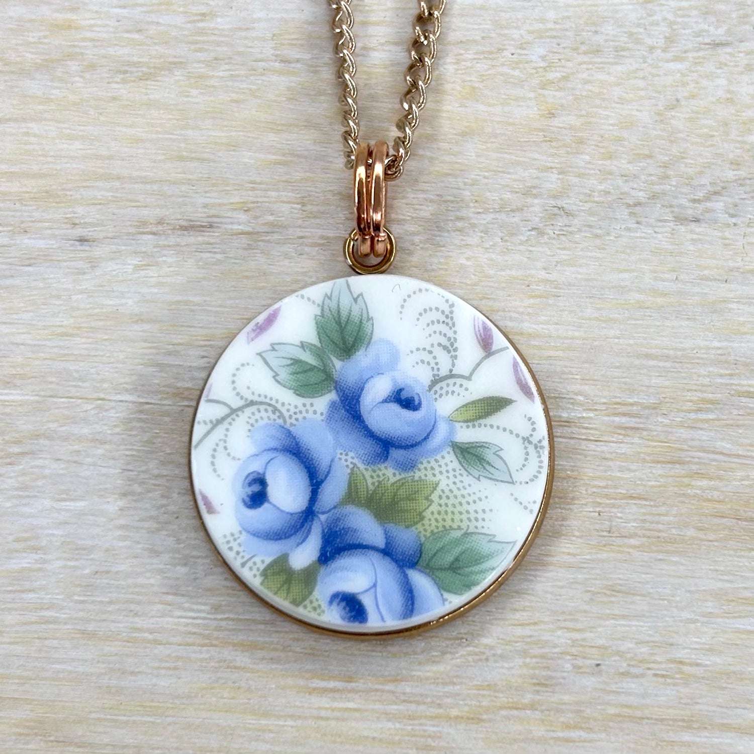 1989-98 Royal Albert ‘Blue Blossom’ Pendant Necklace R