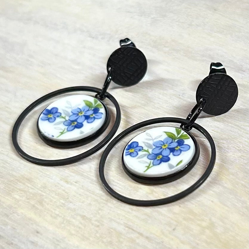 1950’s Queen Anne ‘Sonata’ Stud Dangly Earrings B