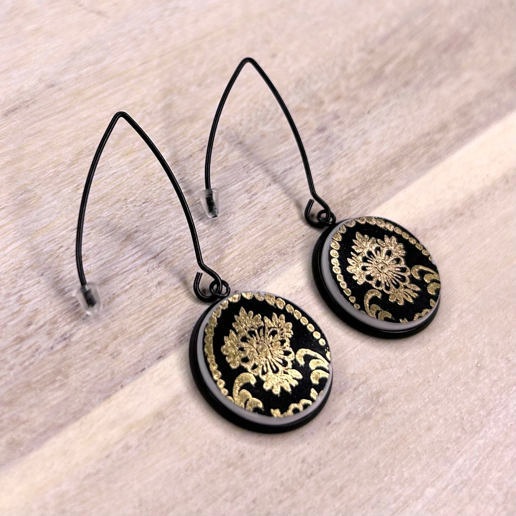 1960’s Westminster China Hooks Dangly Earrings B