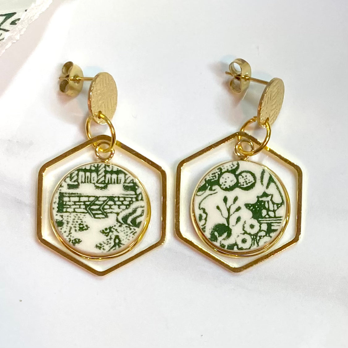 Green Willow Ware by Royal China Stud Dangly Earrings YG