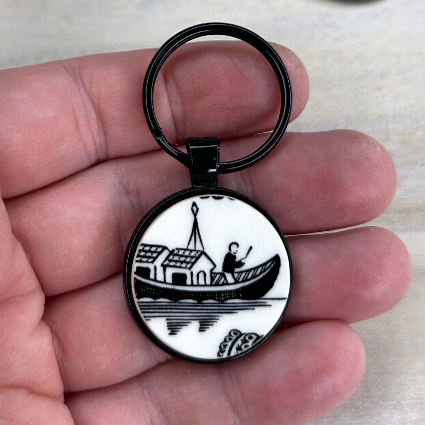 1980’s Churchill Midnight Willow Keyring Keychain