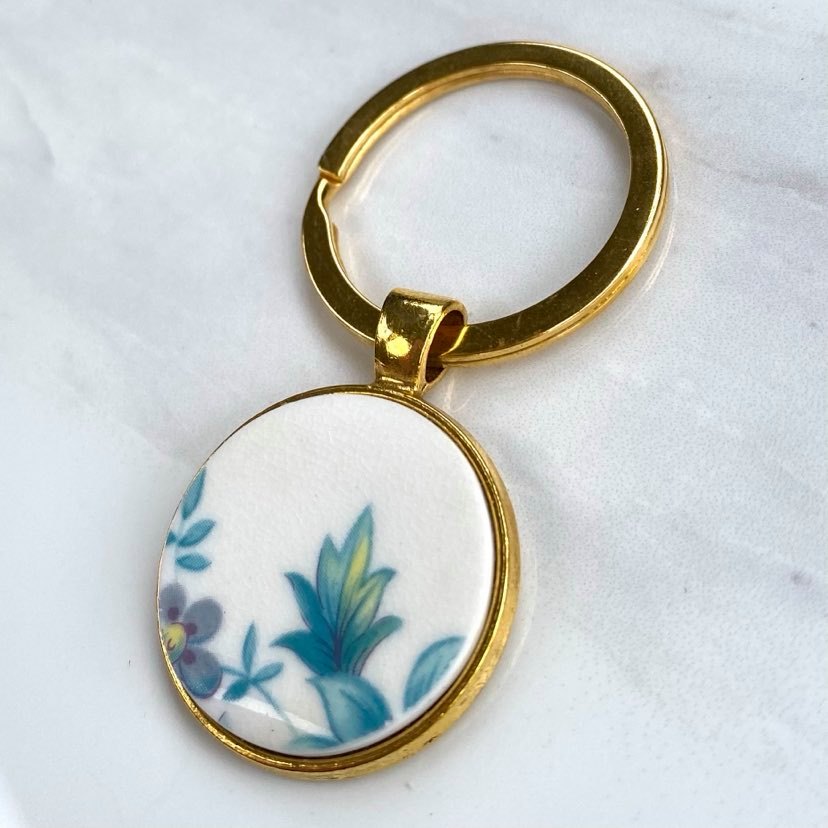 Queen Anne Keyring