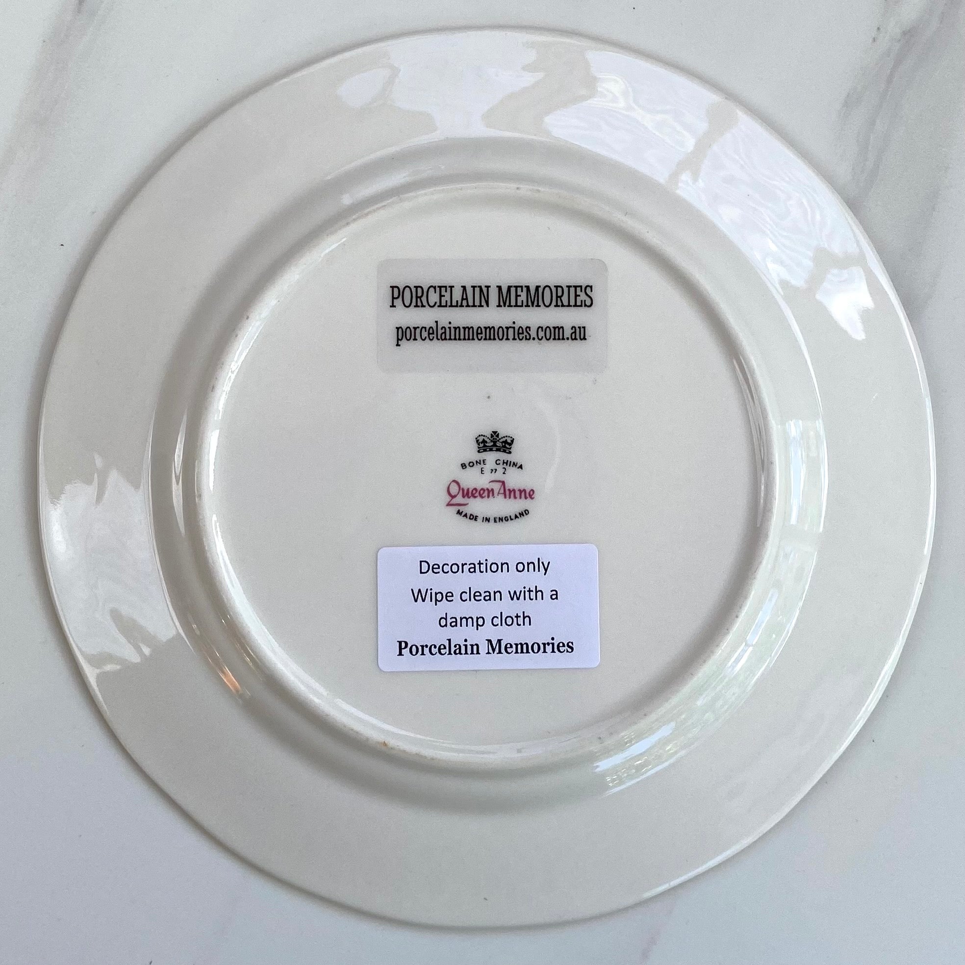 ‘Mum’s kitchen’ quote on plate
