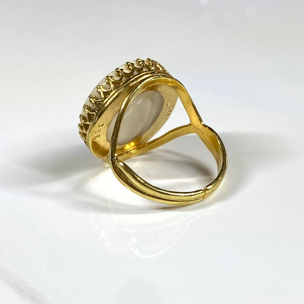 1937 Royal Winton ‘Royalty’ Sterling Silver Ring