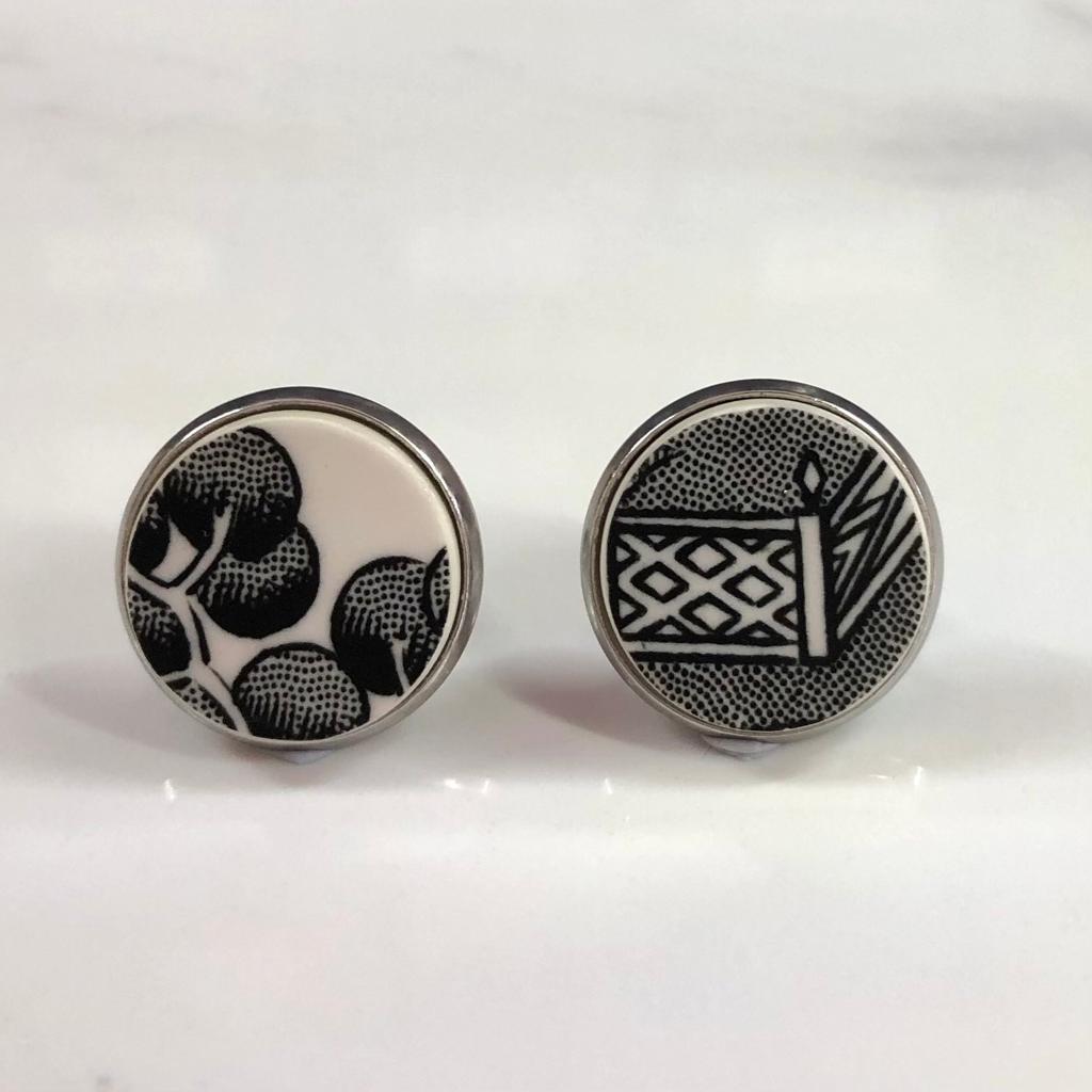 40% off! Midnight Willow Stud Earrings Silver