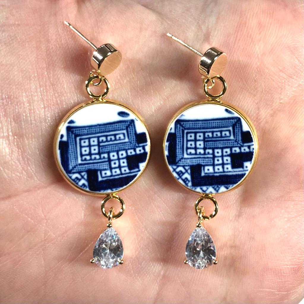 40% off! 1960’s Churchill Blue Willow Stud Dangly Earrings CZ