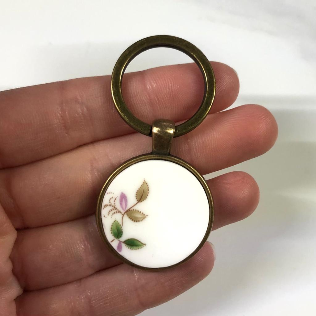 1961 Royal Albert ‘Lavender Rose’ Keyring Keychain