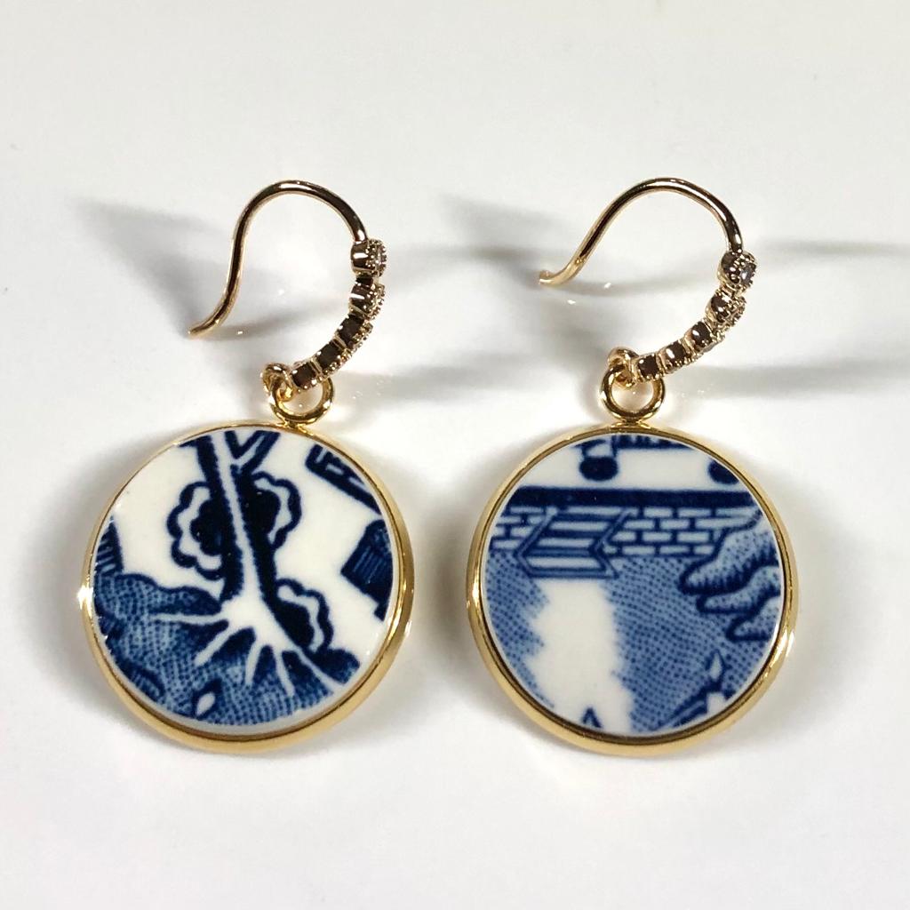 40% off! 1960’s Blue Willow Dangly Earrings CZ Y