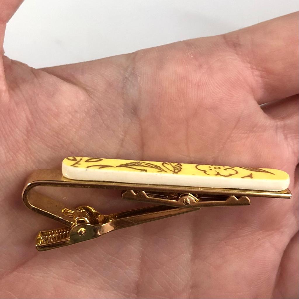 1930’s Vogue Tie Bar Clip Yellow Gold
