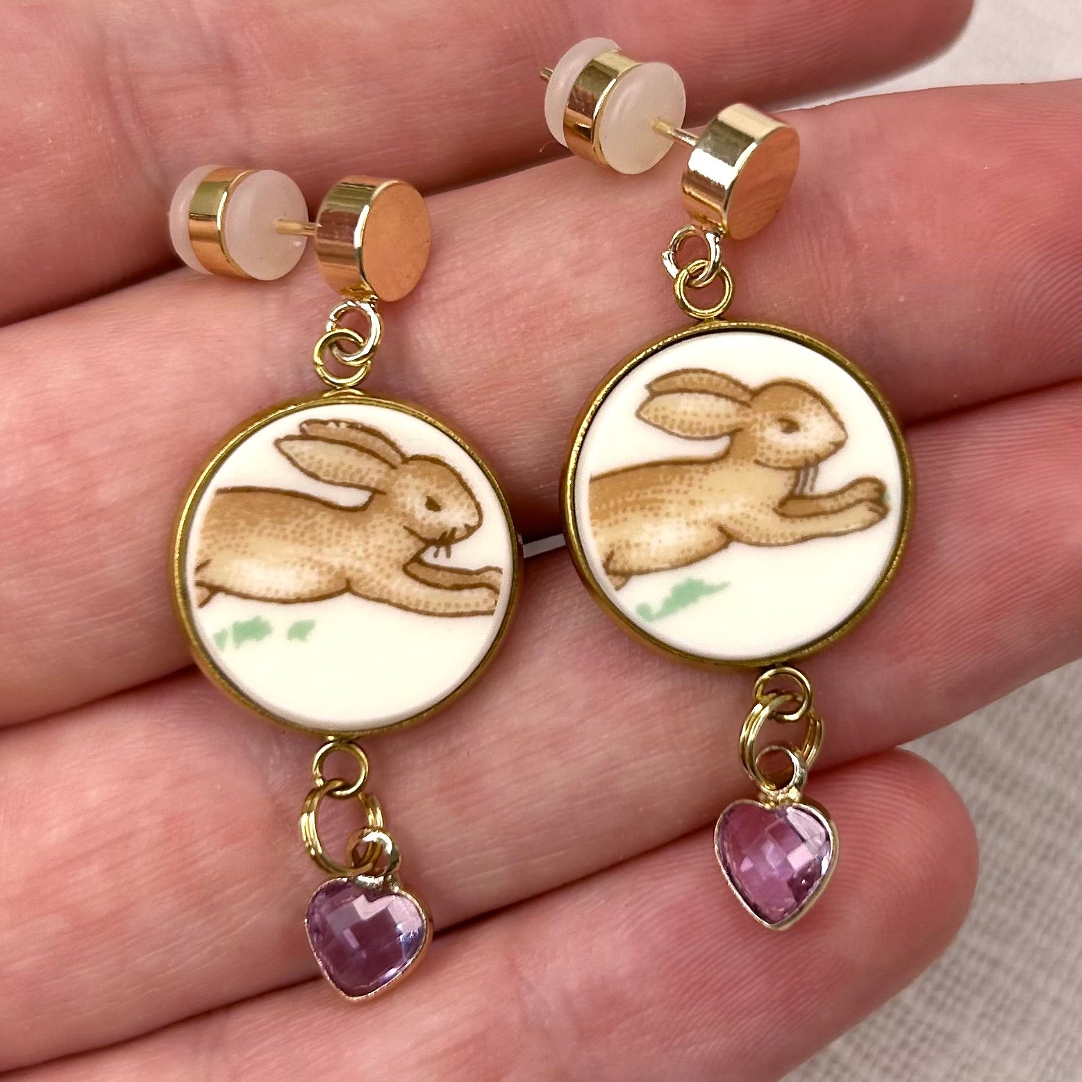 1970’s Royal Doulton ‘Bunnykins’ Stud Dangly Earrings YG Purple M