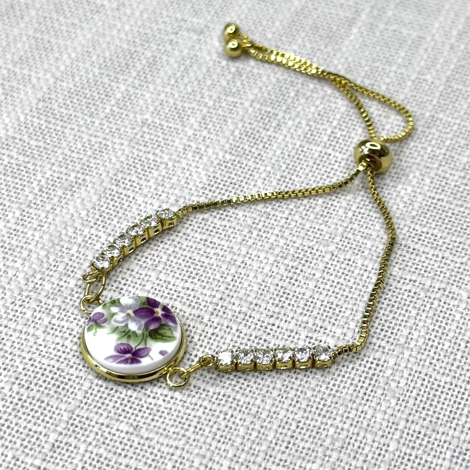 1966 Royal Albert ‘Sweet Violets’ Adjustable Bracelet Y