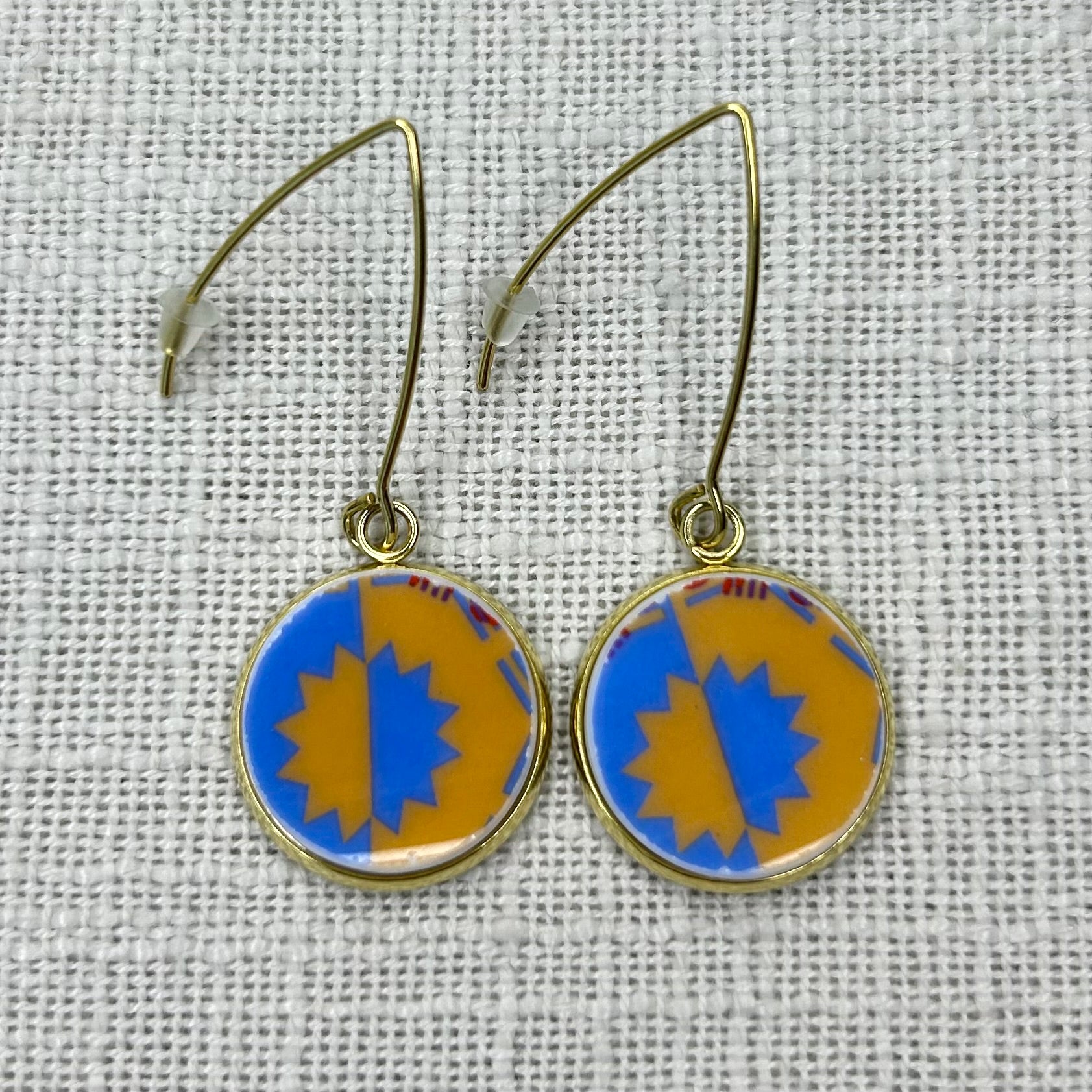2000’s T2 Hooks Dangly Earrings Y