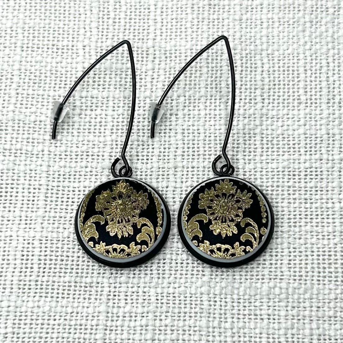 1960’s Westminster China Hooks Dangly Earrings B