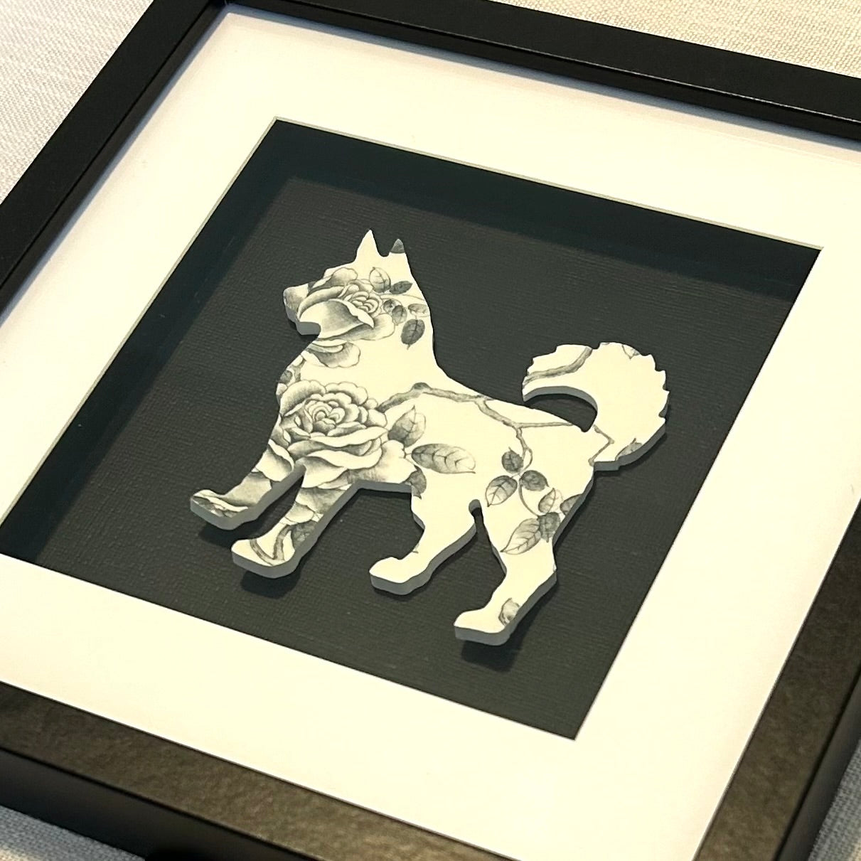 1950’s Husky from Ridgway ‘Shadow Rose’ Framed Artwork