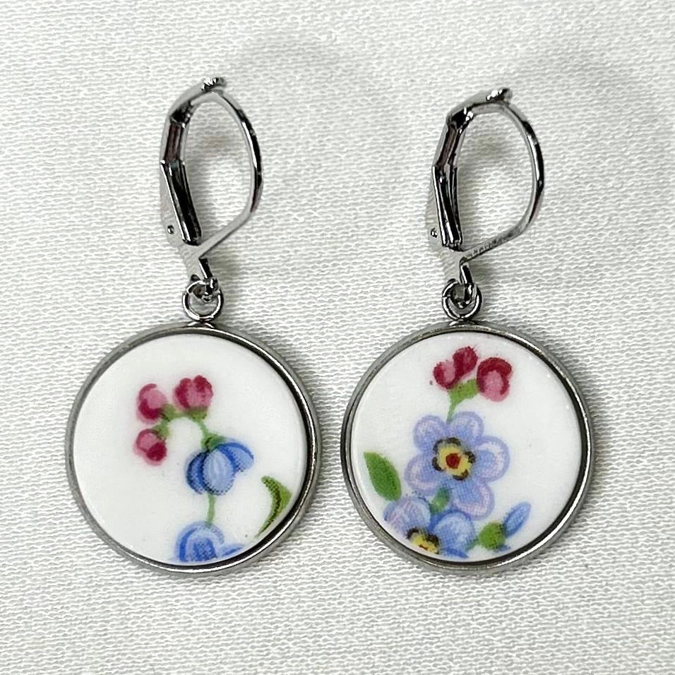 1960’s Tuscan China ‘Forget Me Nots’ Leverback Dangly Earrings S