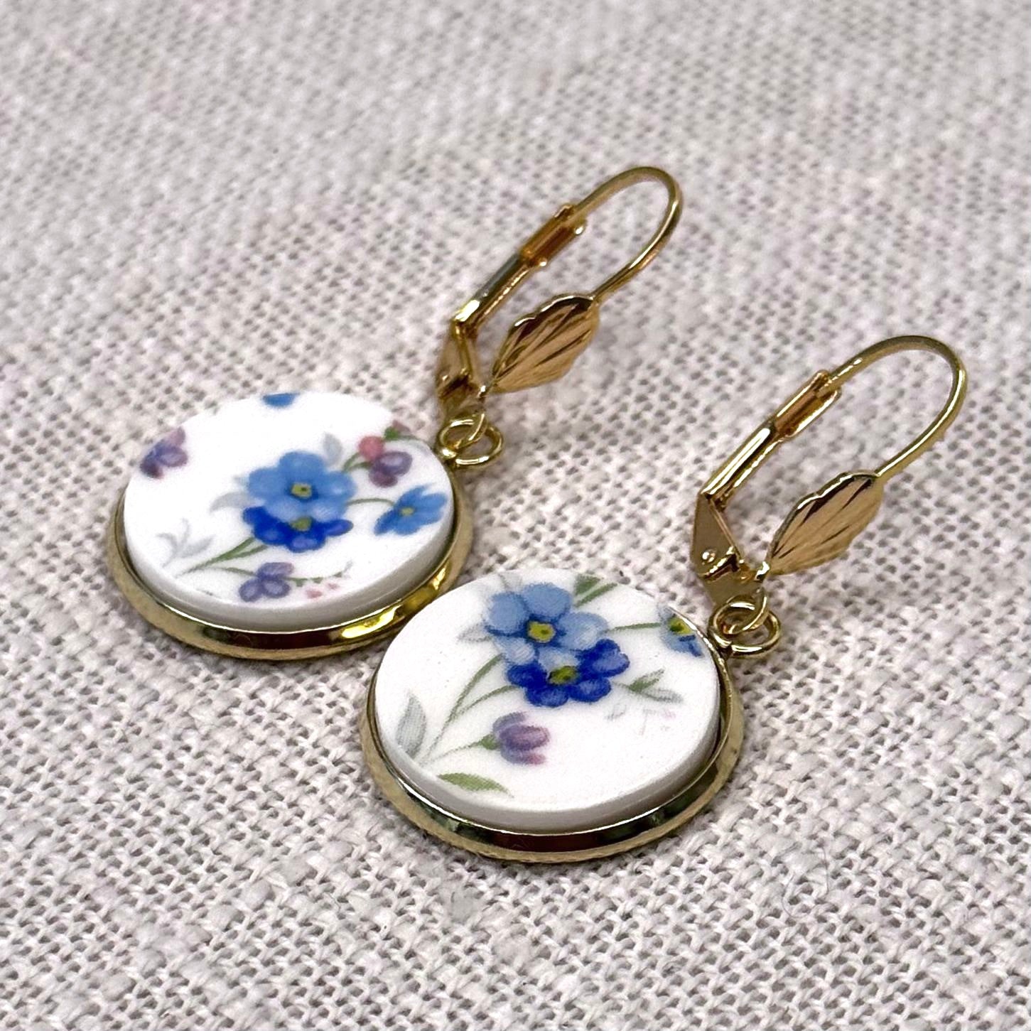 1965 Royal Albert ‘Memory Lane’ Leverback Dangly Earrings YM