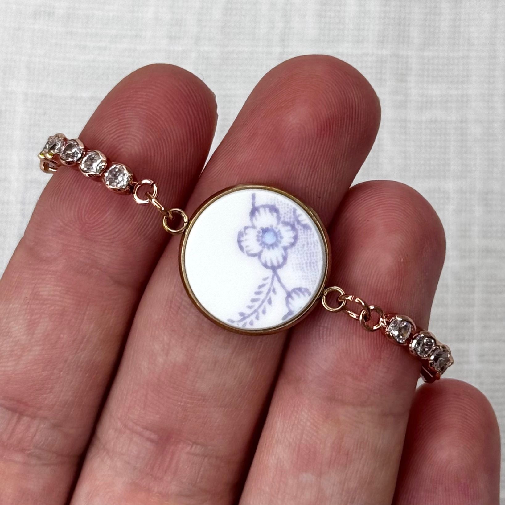 1940’s Colclough Adjustable Bracelet R