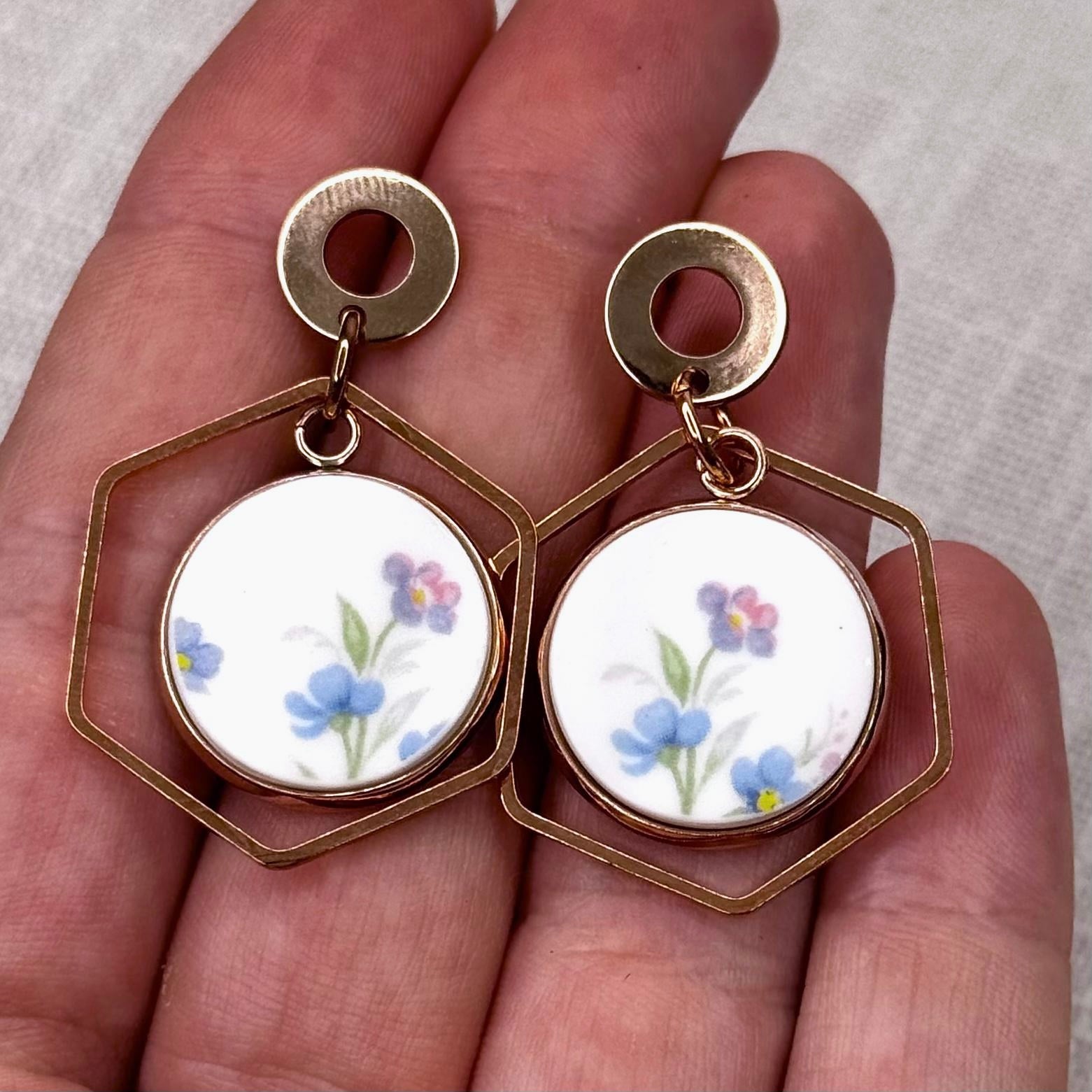 1965 Royal Albert ‘Memory Lane’ Stud Dangly Earrings R