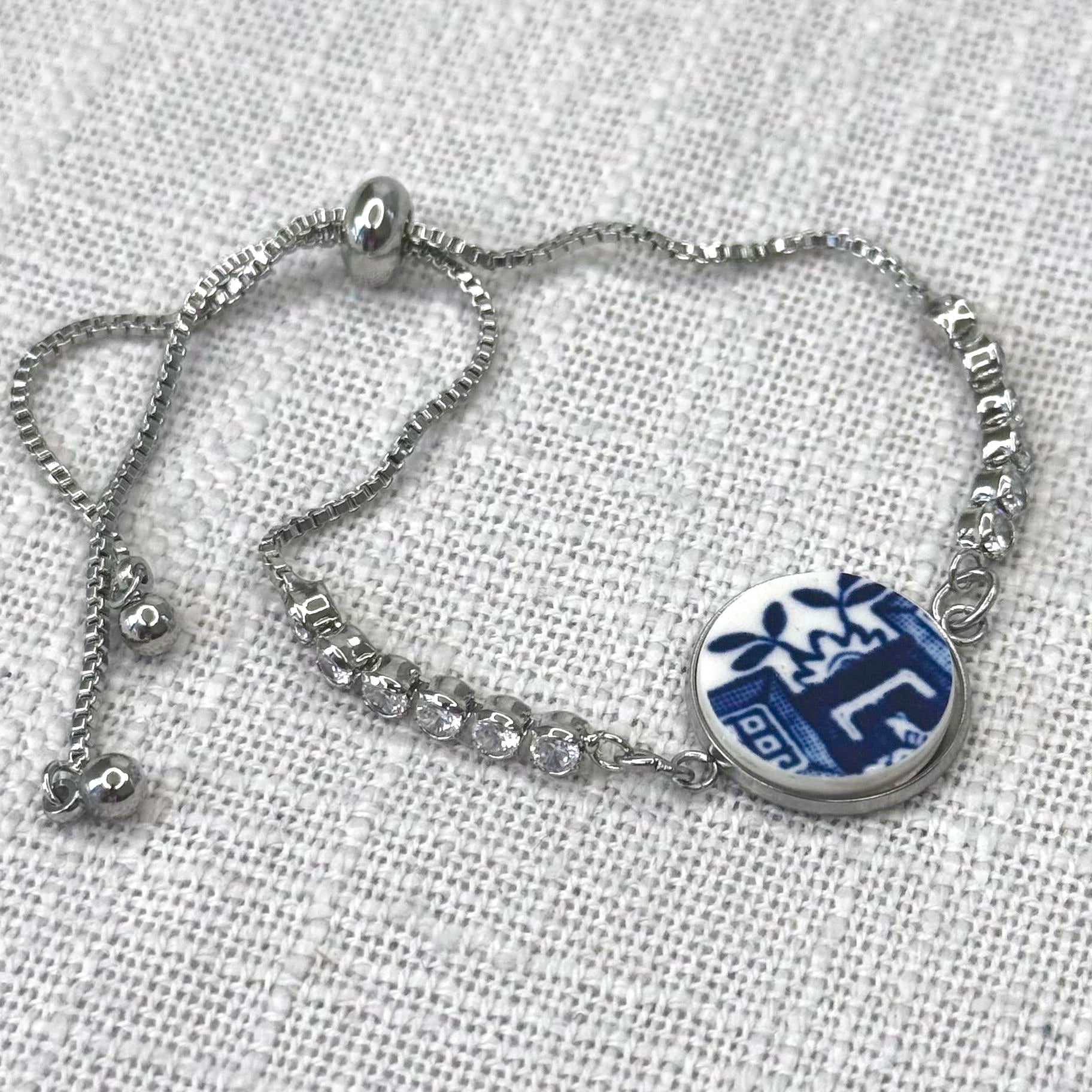 1960’s Churchill ‘Blue Willow’ Adjustable Bracelet P