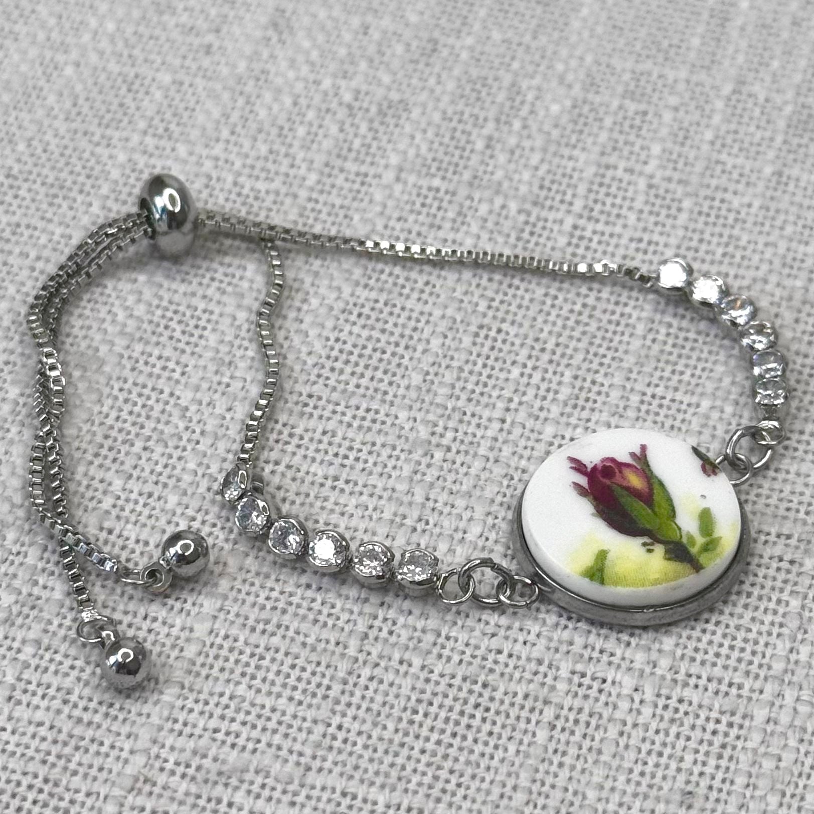 1962 Royal Albert ‘Old Country Roses’ Adjustable Bracelet P