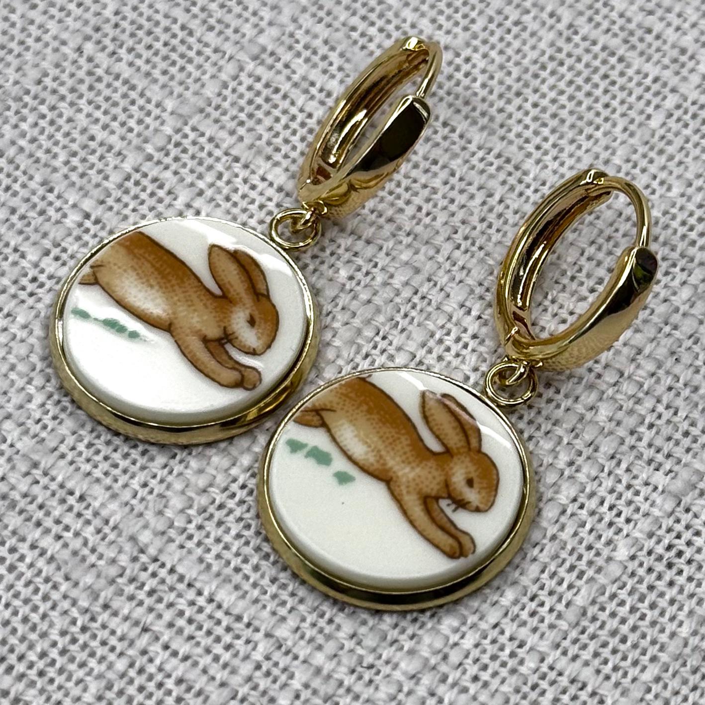 1970’s Royal Doulton ‘Bunnykins’ Huggies Dangly Earrings Y