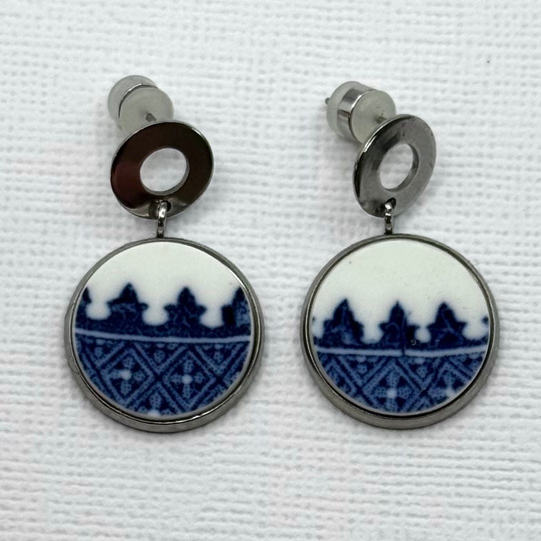 Reclaimed China Wedgwood Broken Plate Stud Earrings Silver