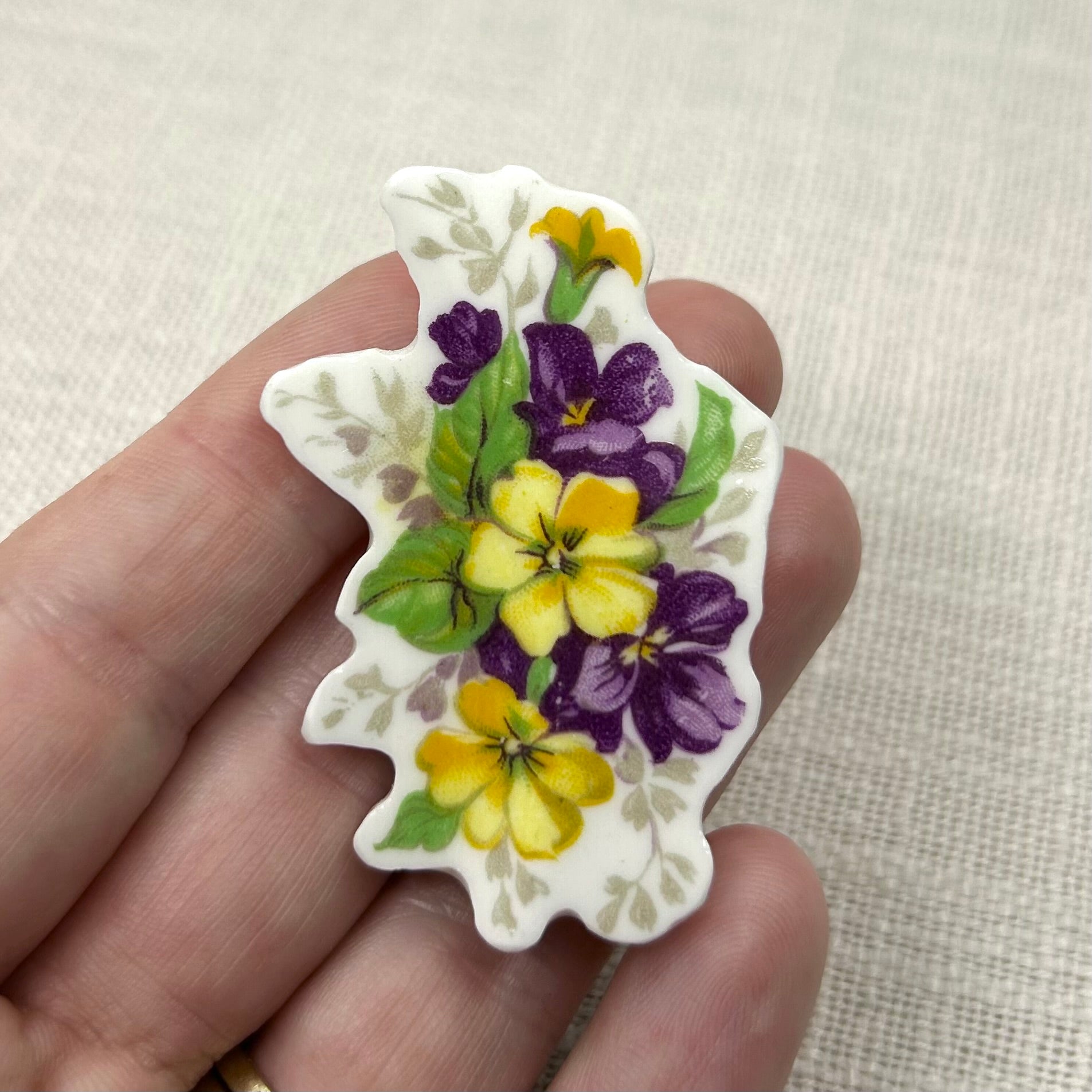 1950’s Old Royal China Floral Brooch