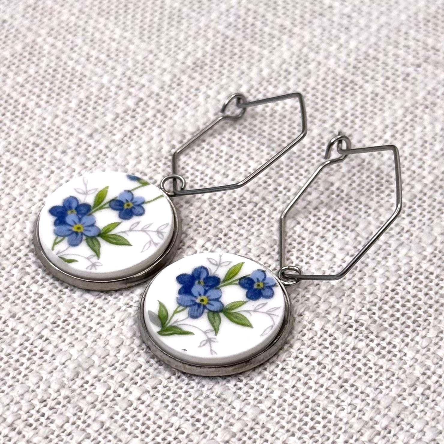 1950’s Queen Anne ‘Sonata’ Hoops Dangly Earrings S