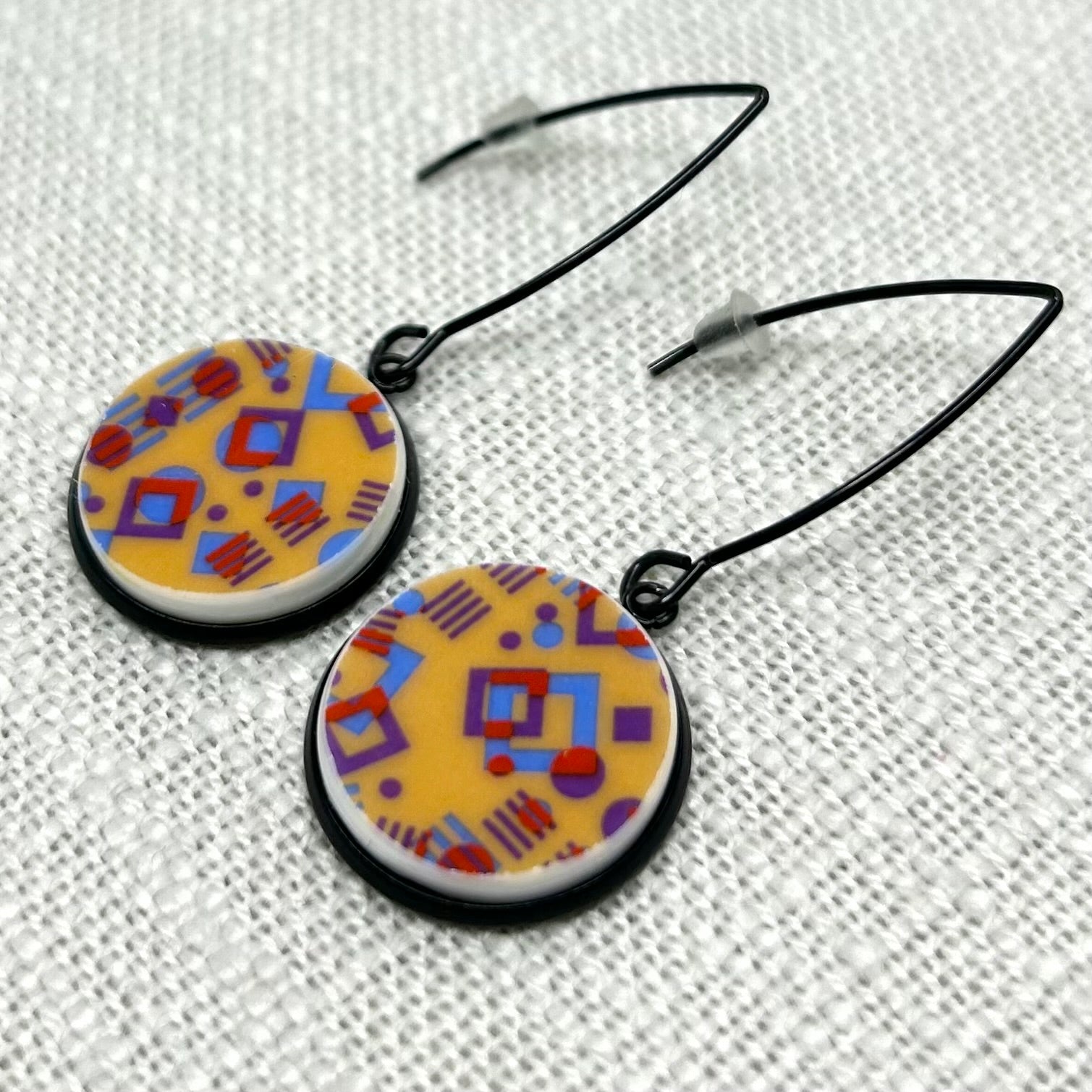 2000’s T2 Hooks Dangly Earrings B