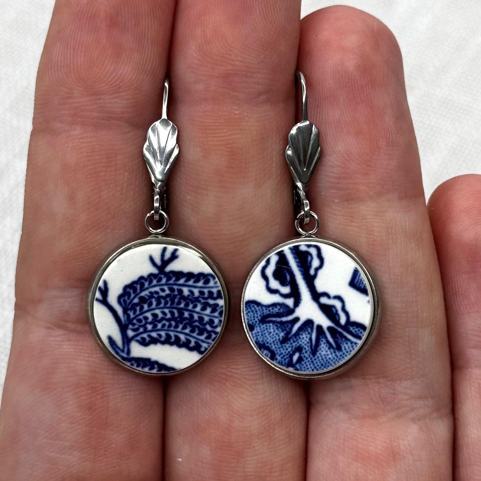 1960’s Churchill ‘Blue Willow’ Leverback Dangly Earrings S