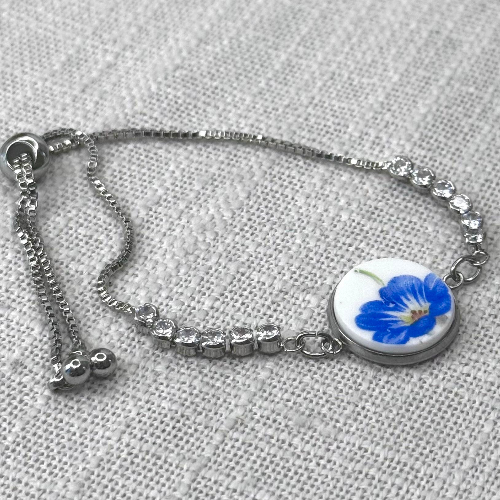 1950’s Queen Anne Adjustable Bracelet P