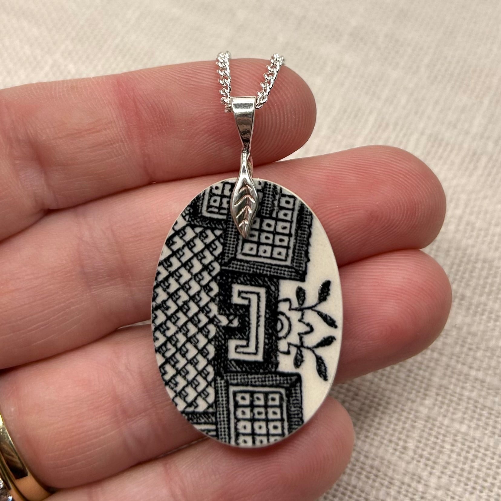 1980’s Churchill ‘Midnight Willow’ Oval Pendant Necklace Sterling Silver