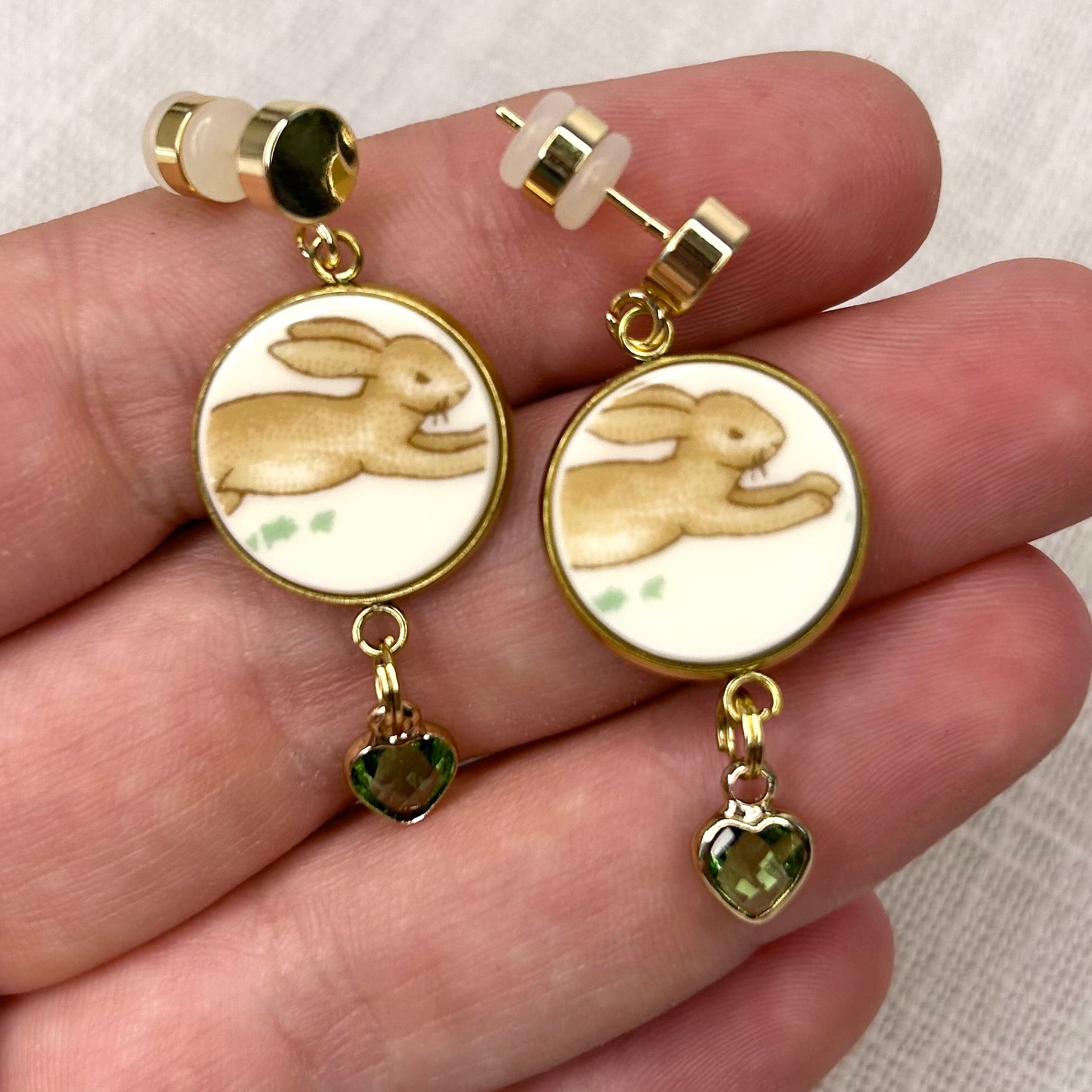 1970’s Royal Doulton ‘Bunnykins’ Stud Dangly Earrings YG Green M