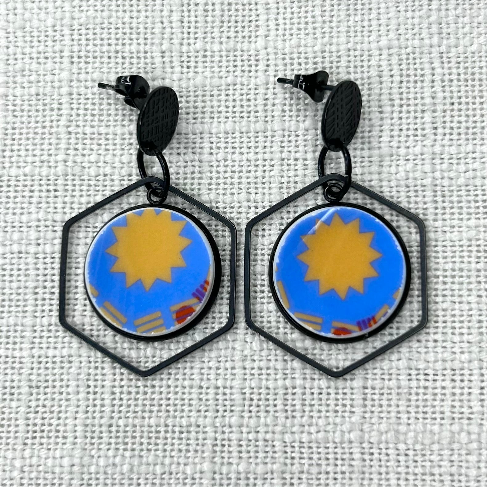 2000’s T2 Stud Dangly Earrings B