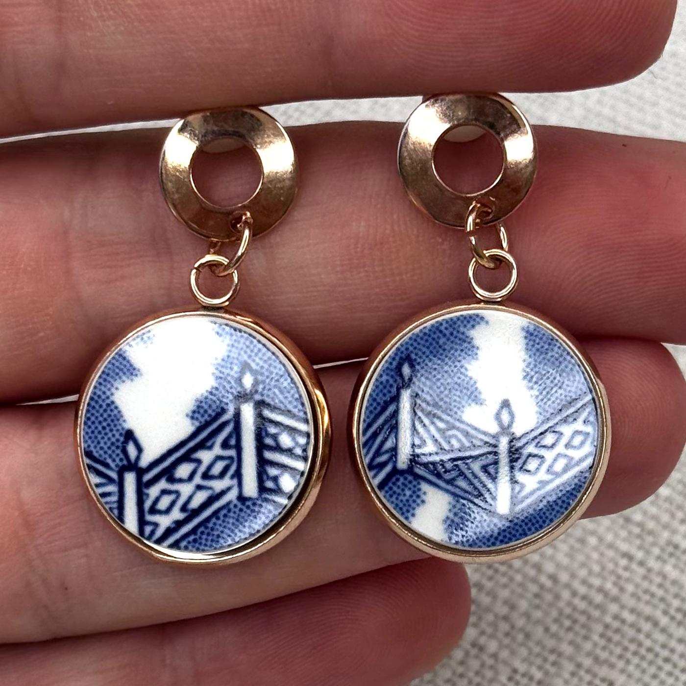 1960’s Churchill ‘Blue Willow’ Stud Dangly Earrings R