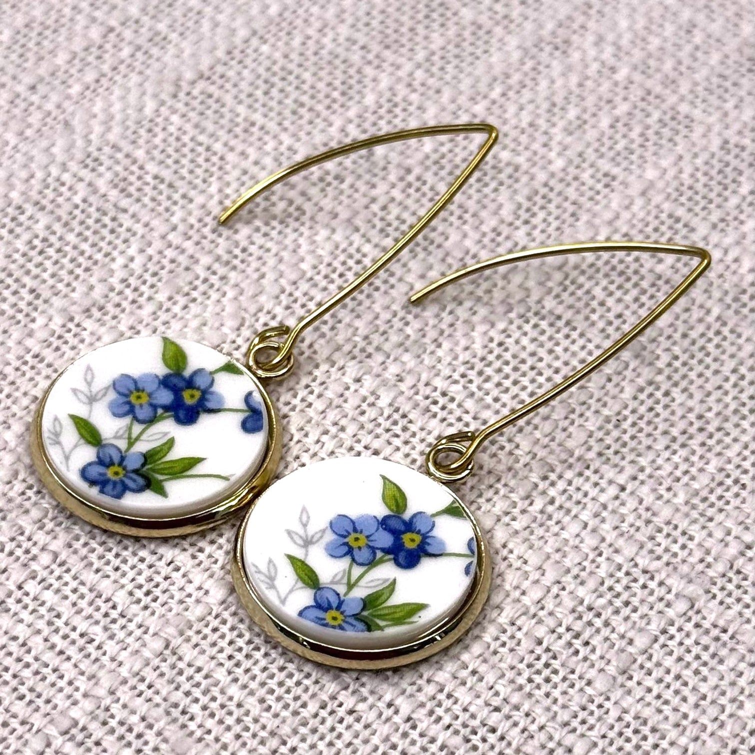 1950’s Queen Anne ‘Sonata’ Hooks Dangly Earrings YM