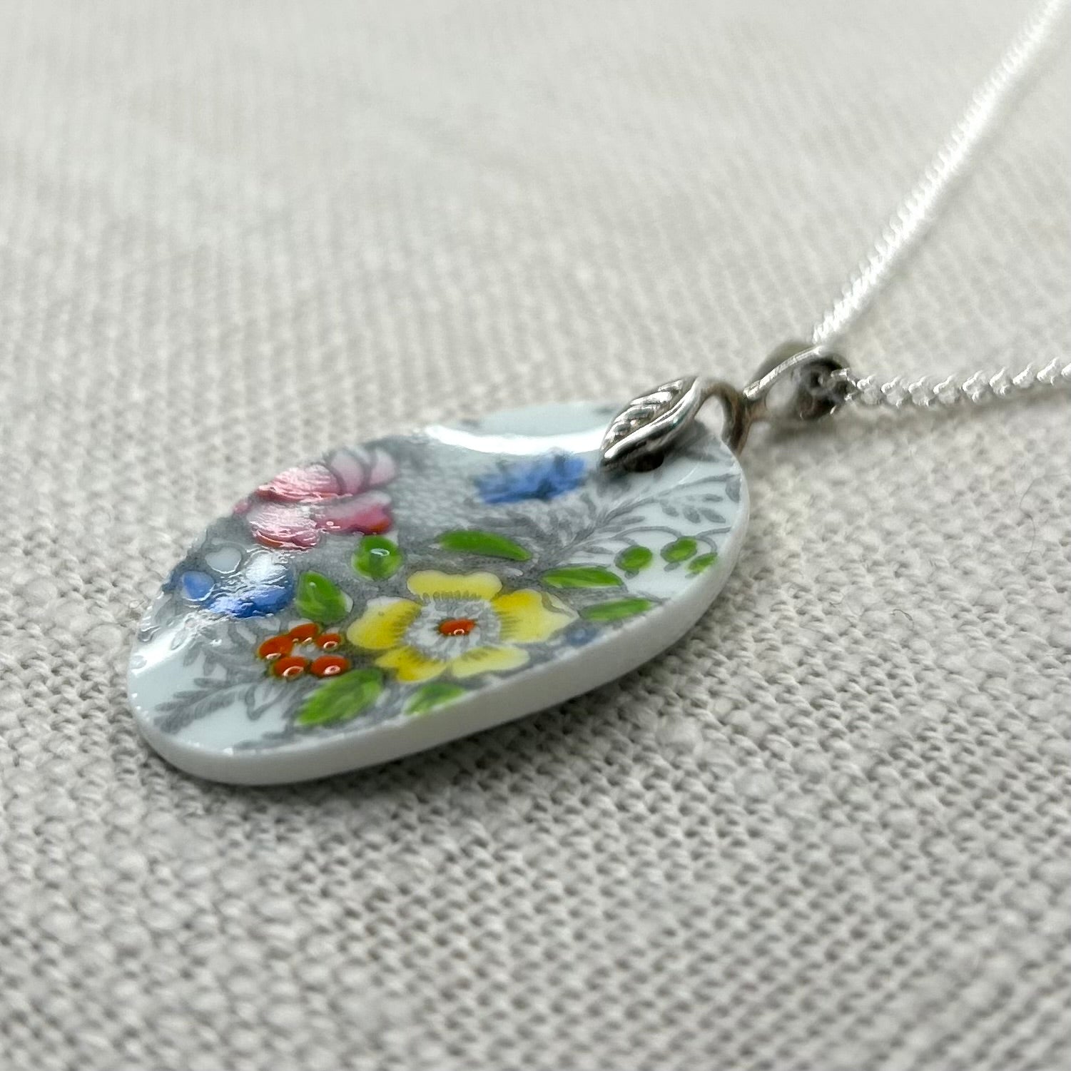 1950’s Aynsley China Oval Pendant Necklace Sterling Silver