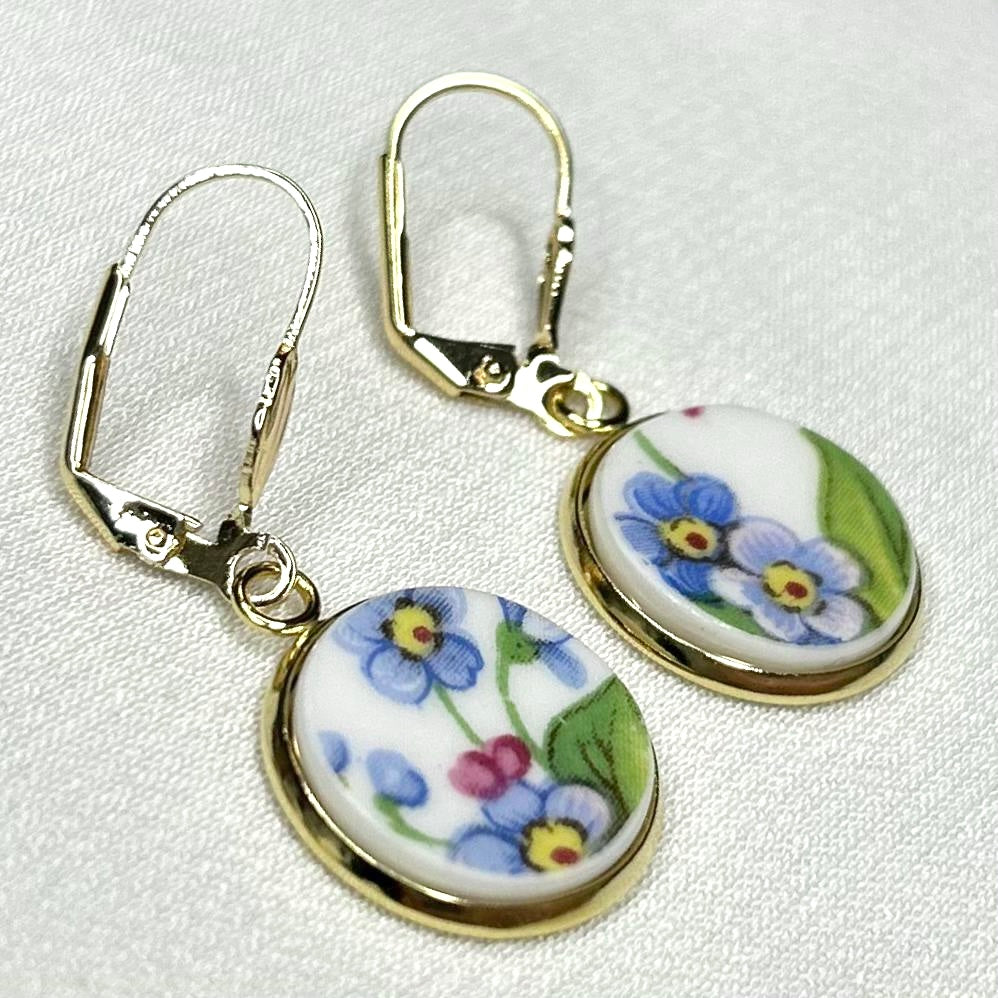 1960’s Tuscan China ‘Forget Me Nots’ Leverback Dangly Earrings Y