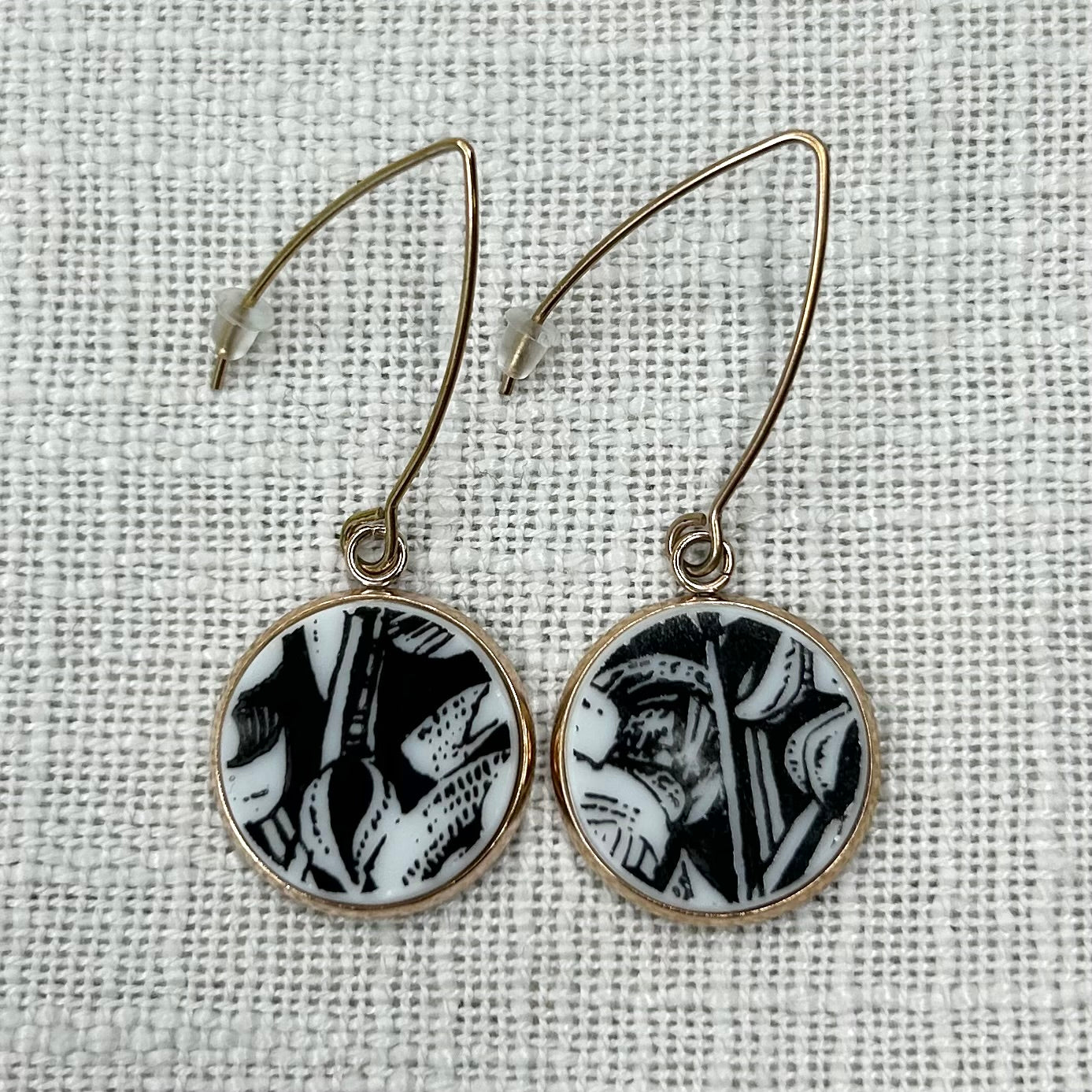 1960’s Westminster China Hooks Danlgy Earrings R