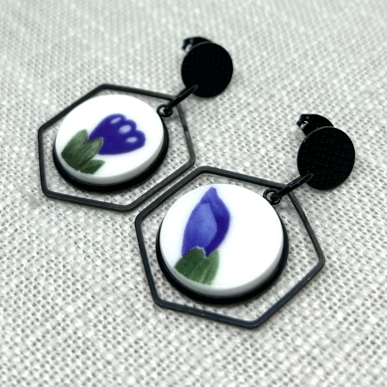 1960’s Crown Trent China Stud Dangly Earrings B