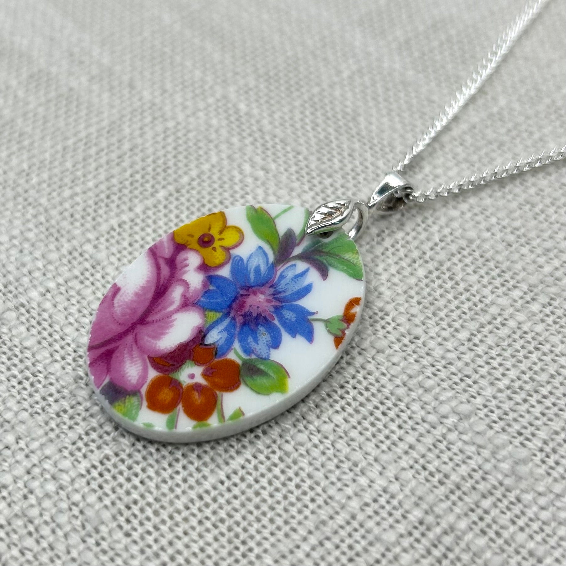 1960’s Royal Standard Oval Pendant Necklace Sterling Silver