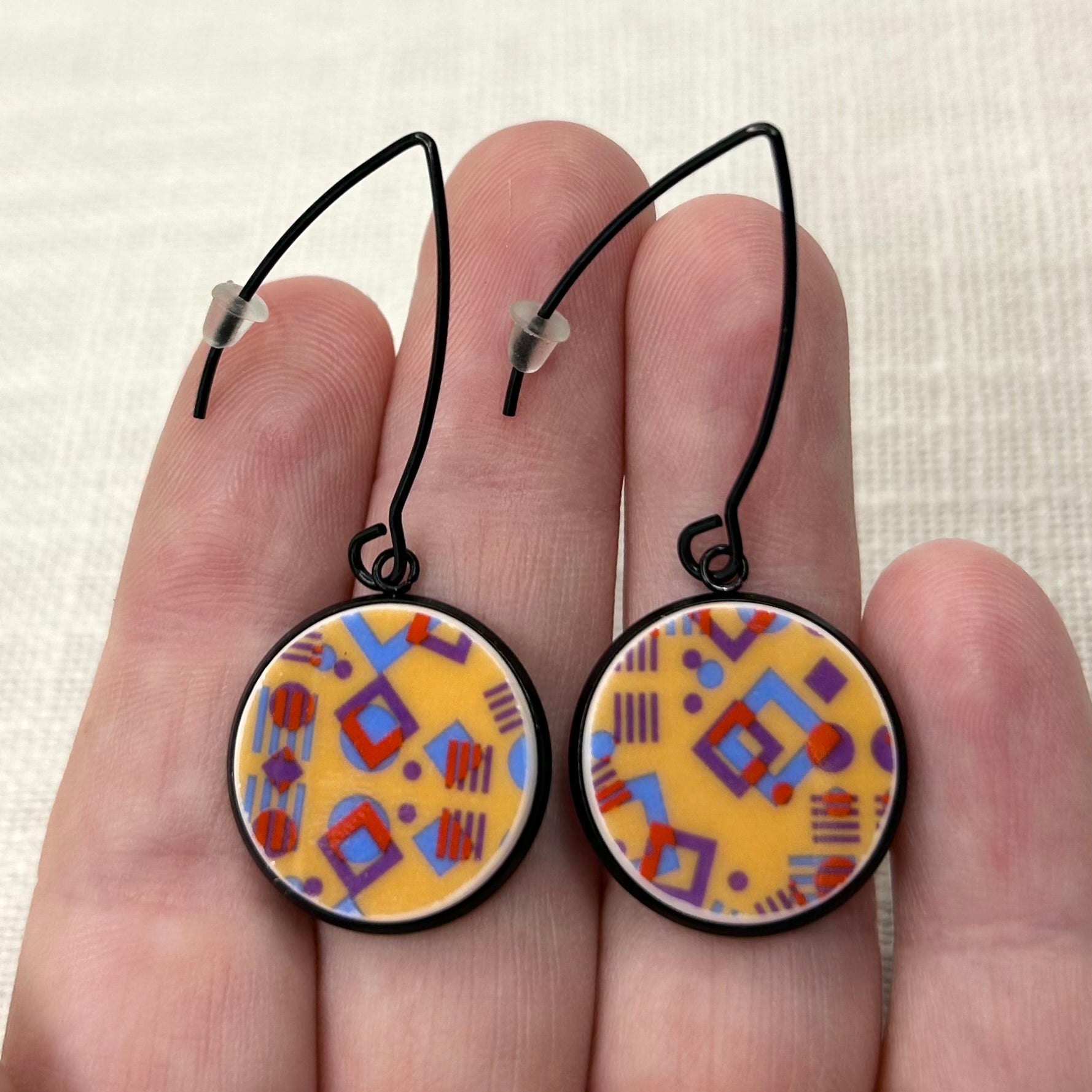 2000’s T2 Hooks Dangly Earrings B