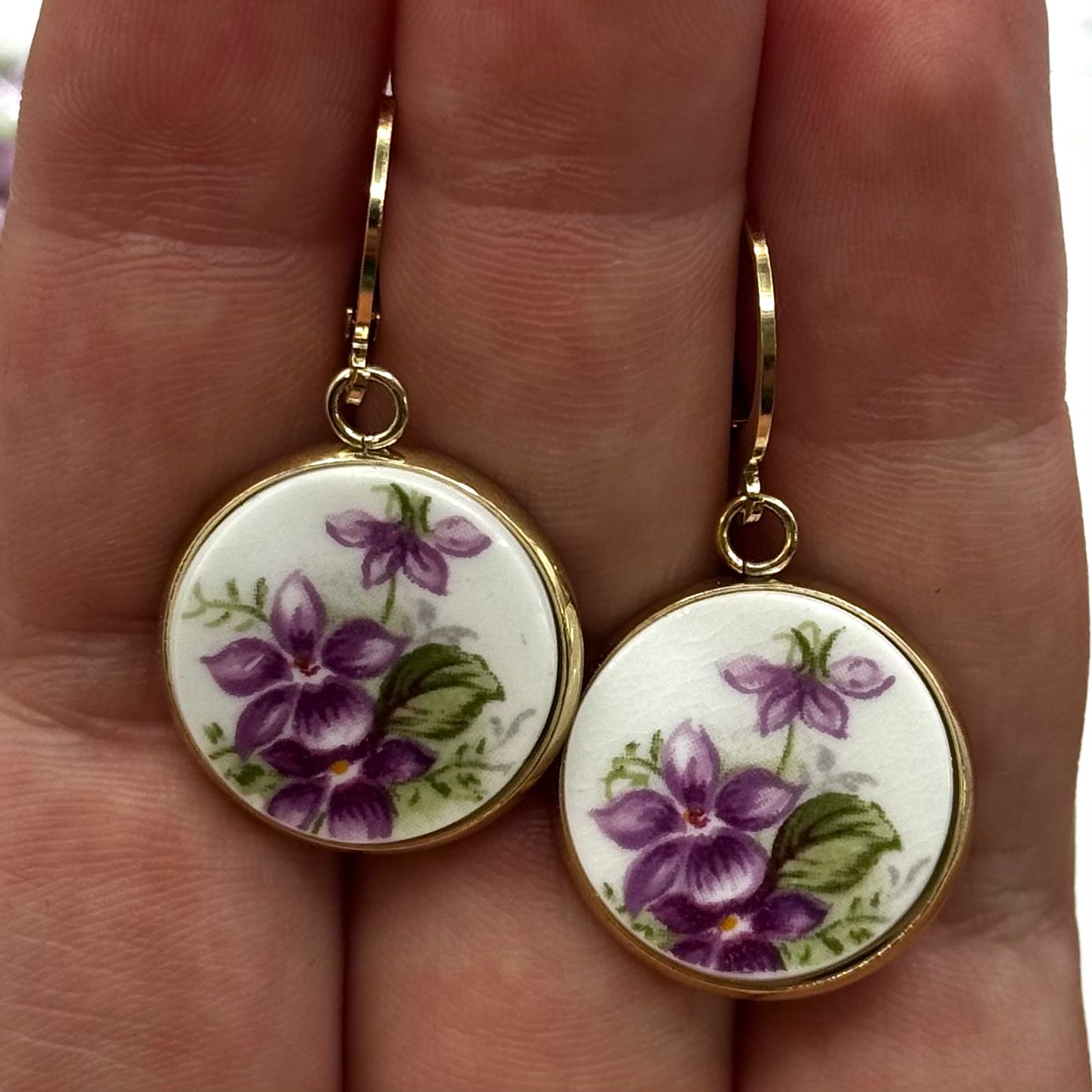 Reclaimed China Royal Albert 1966 Sweet Violets Huggies Yellow Goldtone