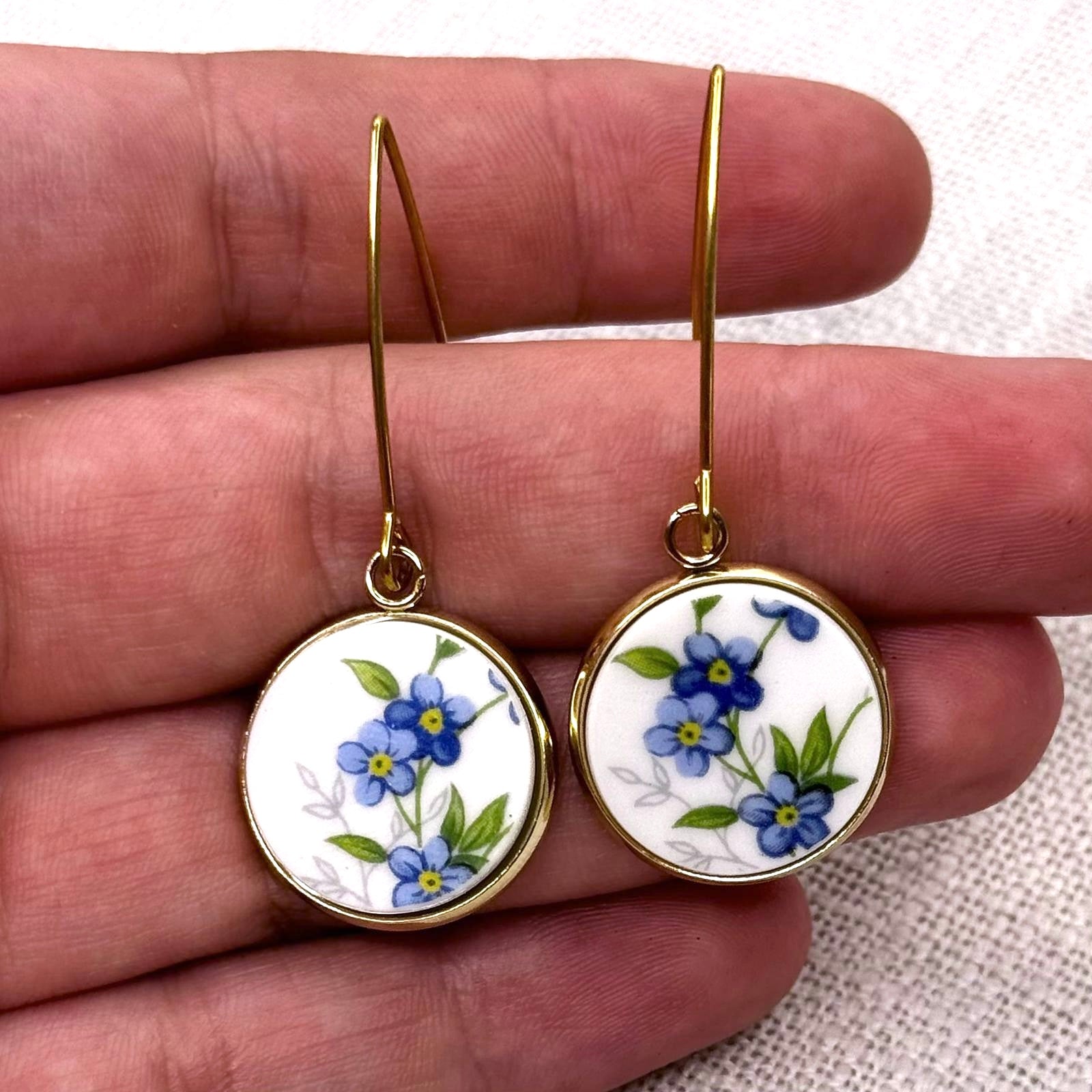 1950’s Queen Anne ‘Sonata’ Hooks Dangly Earrings YM