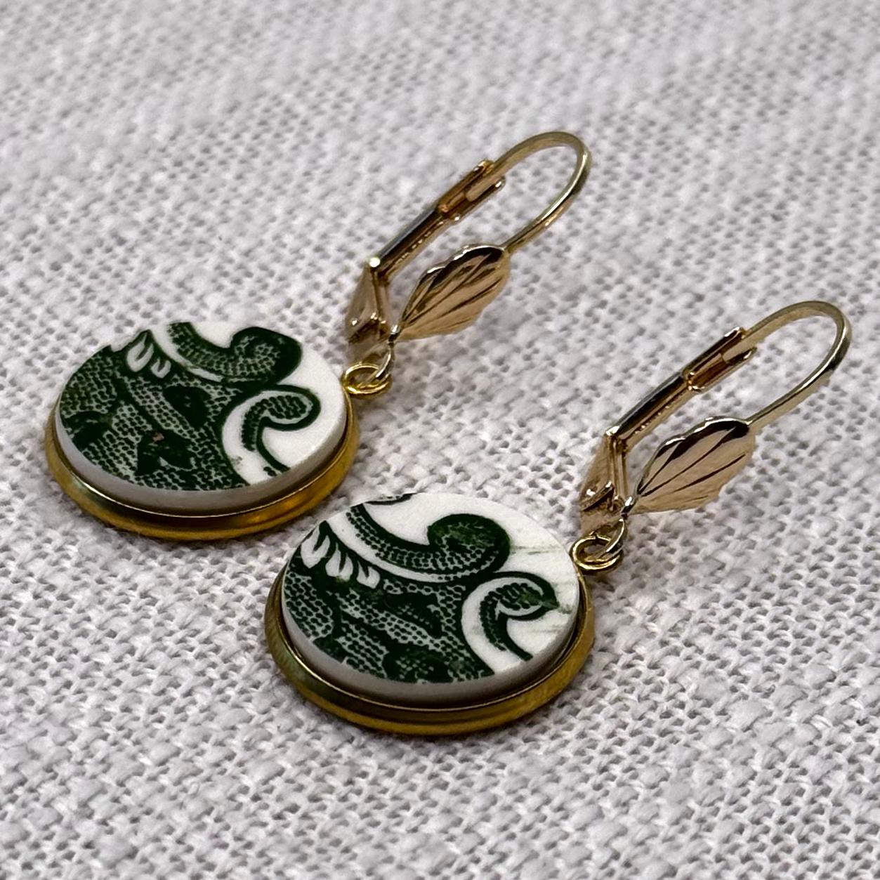 1960’s English Ironstone Leverback Dangly Earrings Y