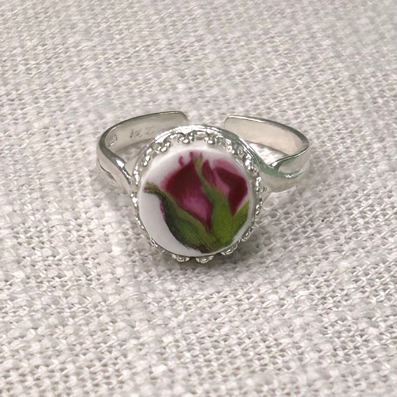 1962 Royal Albert ‘Old Country Roses’ Sterling Silver Adjustable Ring