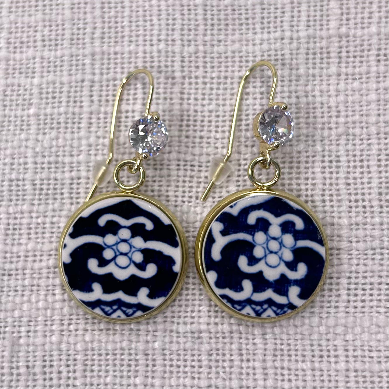 1960-70’s Churchill Blue Willow Hooks Dangly Earrings CZ Y